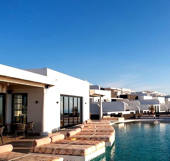 Cresanto Luxury Suites